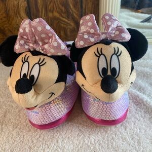 Pink Minnie Mouse Slippers with Polka Dot Bows